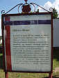 HISTORIA OBRAZU KRÓLOWEJ RÓŻAŃCA ŚWIĘTEGO: tablica, sanktuarium, Wysokie Koło; źródło: commons.wikimedia.org