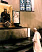 JAN PAWEŁ II i MATKA BOŻA PIĘKNEJ MIŁOŚCI: katedra św. Michała Archanioła, Łomża; źródło: www.katedra.4lomza.pl