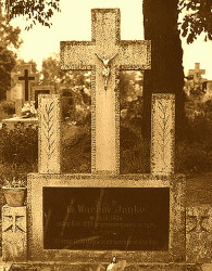 JANKE Vaclav - Grave (cenatoph?), parish cemetery, Dębnica, source: cgw.poznan.uw.gov.pl, own collection; CLICK TO ZOOM AND DISPLAY INFO