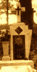 RYDOSZ Vladimir - Tomb, cemetery, Dobromil, source: www.vox-populi.com.ua, own collection; CLICK TO ZOOM AND DISPLAY INFO