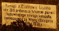 LISON Czesław - Tablica pamiątkowa, kapliczka upamiętniająca ks. Lisonia, kościół parafialny pw. św. Wacława, Grabie, źródło: www.panoramio.com, zasoby własne; KLIKNIJ by POWIĘKSZYĆ i WYŚWIETLIĆ INFO