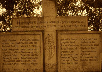 CZARNECKI Anthony - Grave of 35 Polish prisoners that died during Allied bombings, Herford, Germany, source: own collection; CLICK TO ZOOM AND DISPLAY INFO