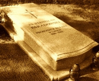 PARADOWSKI Stanislav - Tombstone, parish cemetery, Kaszczor, source: www.wtg-gniazdo.org, own collection; CLICK TO ZOOM AND DISPLAY INFO