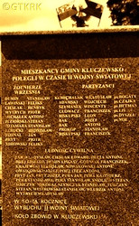 MICHALAK Władysław - Pomnik, Kluczewsko, źródło: opencaching.pl, zasoby własne; KLIKNIJ by POWIĘKSZYĆ i WYŚWIETLIĆ INFO