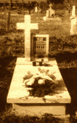 SOHOR Lew Casimir - Tomb, cemetery, Kobylnica Ruska, source: www.vox-populi.com.ua, own collection; CLICK TO ZOOM AND DISPLAY INFO