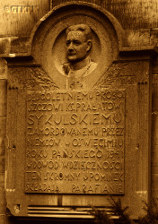 SYKULSKI Casimir Thomas - Commemorative plaque, St Nicholas and St Adalbert collegiate, Końskie, source: konskie.travel, own collection; CLICK TO ZOOM AND DISPLAY INFO
