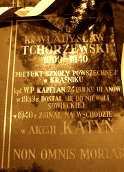 TCHÓRZEWSKI Władysław - Cenotaf, cmentarz przy kościele pw. Świętego Ducha, Kraśnik, źródło: www.ministranciduch.cba.pl, zasoby własne; KLIKNIJ by POWIĘKSZYĆ i WYŚWIETLIĆ INFO