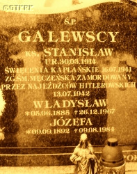 GALEWSKI Stanisław - Nagrobek, cmentarz parafialny, parafia pw. św. Franciszka, Krasnystaw; źródło: Maria Pawłowiczowa (red.), ks. Józef Krętosz (red.), „Słownik biograficzny duchowieństwa metropolii lwowskiej obrządku łacińskiego ofiar II wojny światowej 1939—1945”, zasoby własne; KLIKNIJ by POWIĘKSZYĆ i WYŚWIETLIĆ INFO