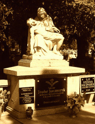 KACZMAREK Teodor Nikodem - Nagrobek, cmentarz, Krotoszyn, źródło: www.wtg-gniazdo.org, zasoby własne; KLIKNIJ by POWIĘKSZYĆ i WYŚWIETLIĆ INFO