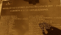 AGOPSOWICZ Bogdan - Commemorative plaque, cenotaph, commune cemetery, Kuty, source: nieobecni.com.pl, own collection; CLICK TO ZOOM AND DISPLAY INFO