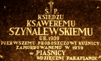 SZYNALEWSKI Francis Xavier Alex - Commemorative plaque, parish church, Kuźnica, source: ipn.gov.pl, own collection; CLICK TO ZOOM AND DISPLAY INFO