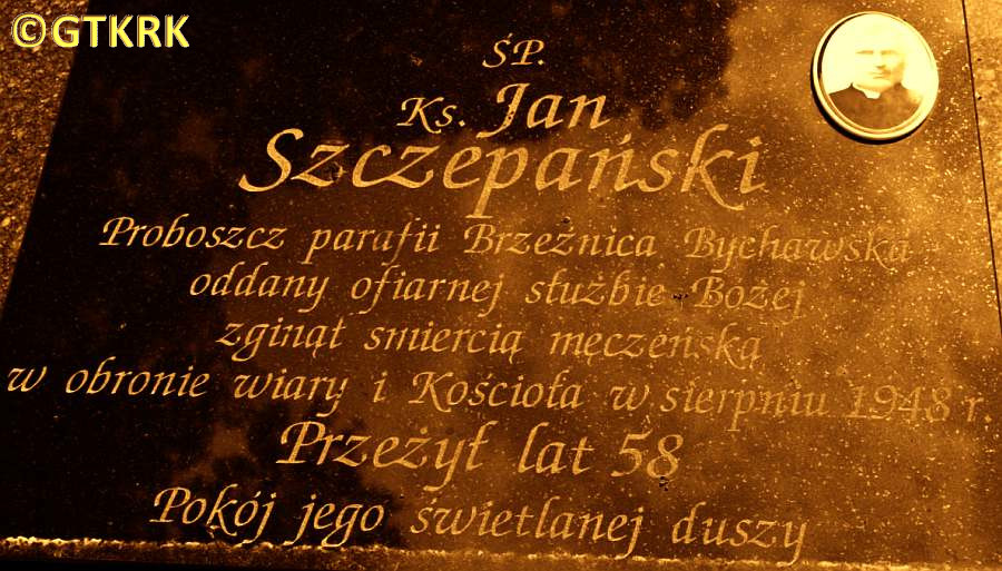 SZCZEPAŃSKI Jan - Nagrobek, cmentarz parafialny, Łańcuchów, źródło: mogily.pl, zasoby własne; KLIKNIJ by POWIĘKSZYĆ i WYŚWIETLIĆ INFO