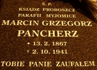 PANCHERZ Marcin Grzegorz - Tablica nagrobna, cmentarz parafialny, Myjomice, źródło: www.facebook.com, zasoby własne; KLIKNIJ by POWIĘKSZYĆ i WYŚWIETLIĆ INFO