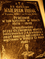 HOLAK Valerian - Commemorative plaque, St Archangel Michael church, Oszmiana, source: www.flickr.com, own collection; CLICK TO ZOOM AND DISPLAY INFO