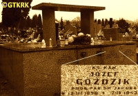 GOŹDZIK Joseph - Tomb, Roman Catholic cemetery, 19a Cmentarna Str., Piotrków Trybunalski, source: own collection; CLICK TO ZOOM AND DISPLAY INFO