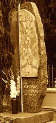 LIPNIŪNAS Alphonse - Tomb, cathedral churchyard, Poniewież, source: paneveziokatedra.lt, own collection; CLICK TO ZOOM AND DISPLAY INFO