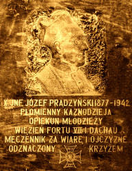 PRĄDZYŃSKI Joseph - Commemorative plaque, parish - fara, Poznań, source: www.senat.edu.pl, own collection; CLICK TO ZOOM AND DISPLAY INFO