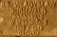BUCHWALD Władysław - Pamiątkowa tabliczka, pomnik Państwa Podziemnego, Poznań, źródło: zasoby własne; KLIKNIJ by POWIĘKSZYĆ i WYŚWIETLIĆ INFO