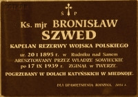 SZWED Bronisław - Tablica pamiątkowa, kościół pw. Trójcy Świętej, Rudnik n. Sanem, źródło: sandomierz.gosc.pl, zasoby własne; KLIKNIJ by POWIĘKSZYĆ i WYŚWIETLIĆ INFO