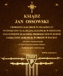 OSSOWSKI Jan Antoni - Tablica pamiątkowa, kościół parafialny, Rybno Pomorskie; źródło: dzięki uprzejmości p. Ewy Cieślak-Wróbel (korespondencja prywatna,03.05.2017), zasoby własne; KLIKNIJ by POWIĘKSZYĆ i WYŚWIETLIĆ INFO