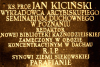 KICIŃSKI Jan - Tablica pamiątkowa, kościół parafialny, Siekowo, źródło: www.gloswolsztynski.pl, zasoby własne; KLIKNIJ by POWIĘKSZYĆ i WYŚWIETLIĆ INFO