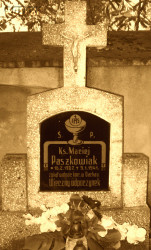 PASZKOWIAK Matthias - Tomb (cenotaph), parish cemetery, Sieraków, source: www.wtg-gniazdo.org, own collection; CLICK TO ZOOM AND DISPLAY INFO