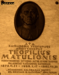 MATULIONIS Theophilus - Commemorative plaque, Exaltation of the Holy Cross church, Šeduva, source: commons.wikimedia.org, own collection; CLICK TO ZOOM AND DISPLAY INFO