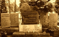 KUROWSKI Paul - Monument to the murdered, Tczew, source: www.portalpomorza.pl, own collection; CLICK TO ZOOM AND DISPLAY INFO