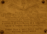 FALKOWSKI Victor Francis - Commemorative plaque, parish church, Trzcinica, source: www.kepnosocjum.pl, own collection; CLICK TO ZOOM AND DISPLAY INFO