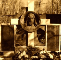 MROCZKA Henry - Jesuit fathers' grave, Old Powązki cemetery, Warsaw, source: www.komitetpowazkowski.home.pl, own collection; CLICK TO ZOOM AND DISPLAY INFO