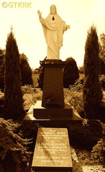 KOTT Valentine - Figure of the Merciful Lord Jesus with a commemorative plaque, Sanctuary of the Merciful Lord Jesus of Five Wounds, Wieruszów, source: panaszonik.blogspot.com, own collection; CLICK TO ZOOM AND DISPLAY INFO