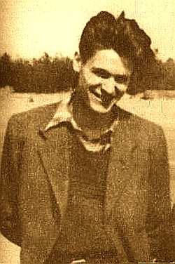 ALEKSY DAWIDOWSKI (1920, Warszawa – 1943 Warszawa): poległ 30.iii.1943, po akcji odbicia więźniów „Pod Arsenałem” źródło: www.rawelin.foxnet.pl