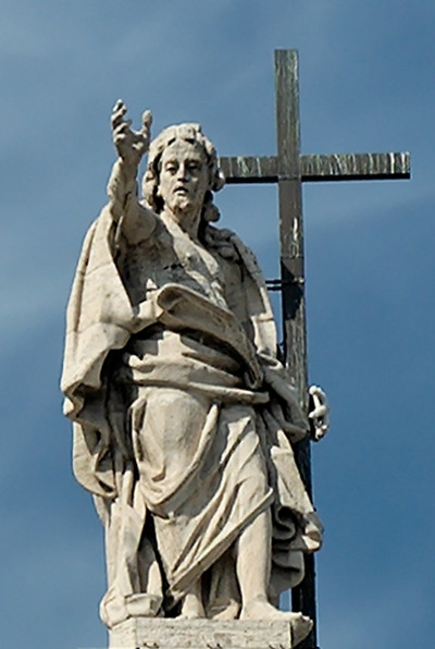 CHRYSTUS – fasada bazyliki pw. św. Jana na Lateranie, Rzym; źródło: commons.wikimedia.org