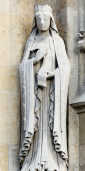 św. KLOTYLDA: DESPREZ, Louis (1799, Paryż – 1870), 1841, wg gotyckiego oryginału, wnęka przy wejściu do Saint-Germain l'Auxerrois, Paryż; źródło: commons.wikimedia.org