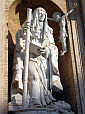 św. BRYGIDA SZWEDZKA: posąg; źródło: www.santiebeati.it