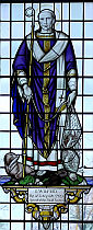 św. WILFRYD: 1949, witraż, północna ściana katedry w Chichester; źródło: www.wilfrid.com